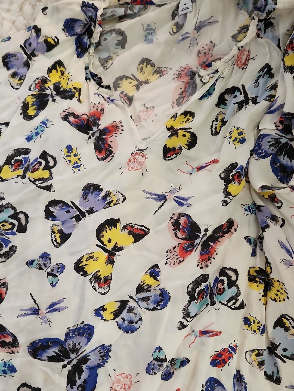 Old Navy White Blouse with Butterfly Watercolor Print in Yellow, Blue & Pink